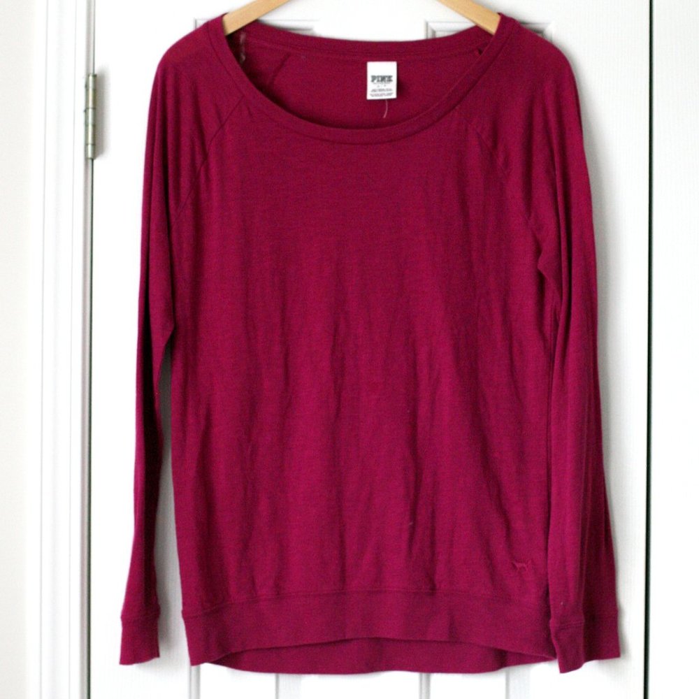 VS Pink long sleeve scoop neck tee